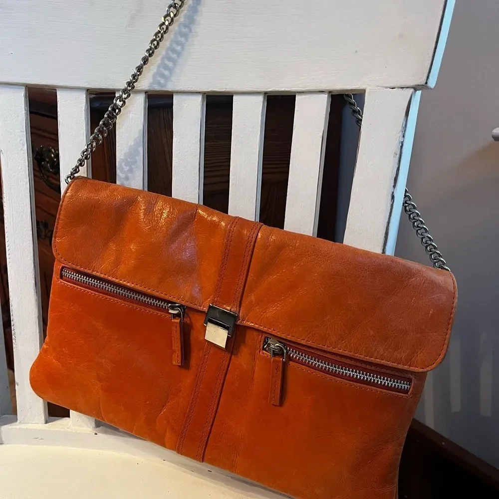 IRIS TYLER Elegant Tan Leather Shoulder Bag; measurements: 12x7 & 24 “ chain